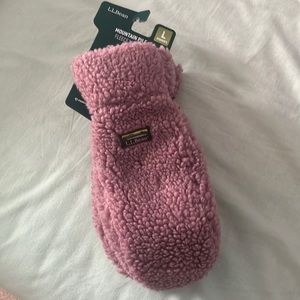Brand new ll bean mittens